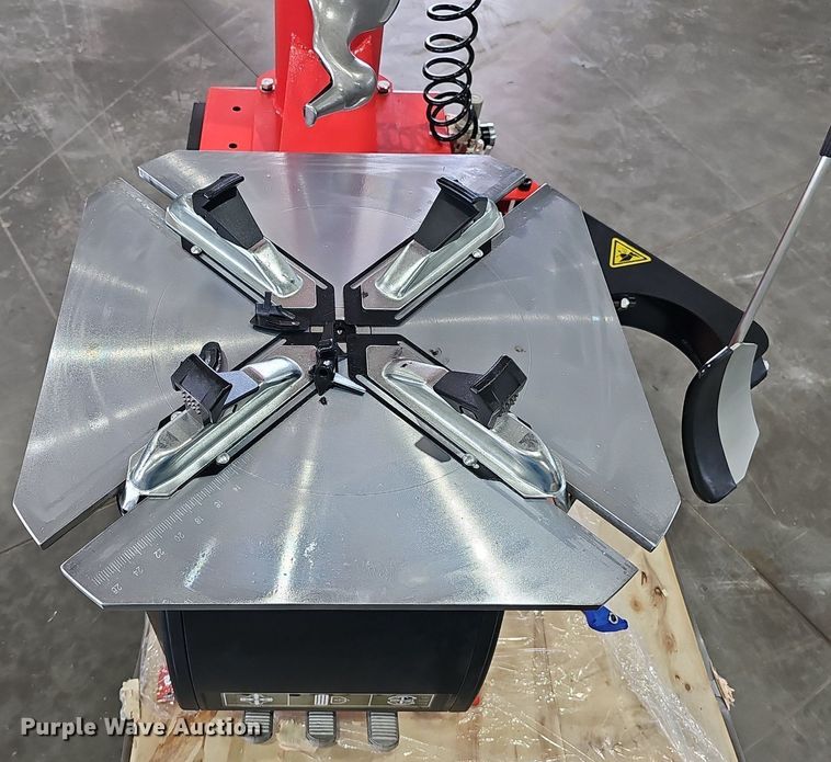 image for item IO9972 2024 Tyre Changer TC-26 tire machine