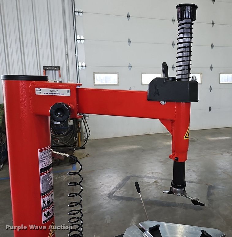 image for item IO9972 2024 Tyre Changer TC-26 tire machine