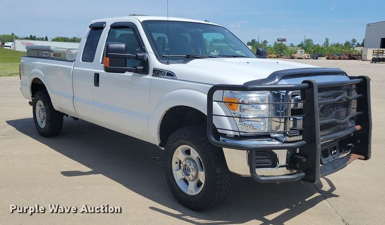 image for item KB9019 2016 Ford F250 Super Duty XLT SuperCab pickup truck