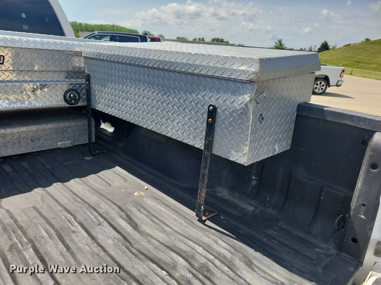 image for item KB9019 2016 Ford F250 Super Duty XLT SuperCab pickup truck