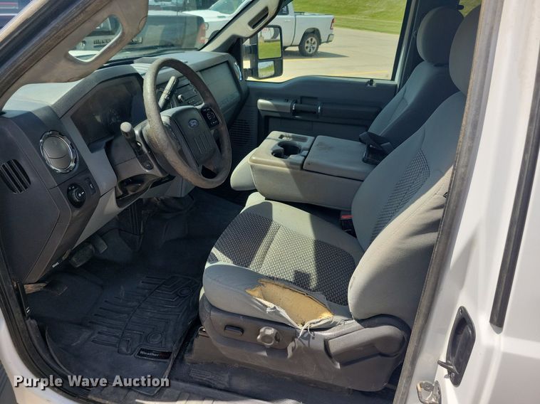 image for item KB9019 2016 Ford F250 Super Duty XLT SuperCab pickup truck