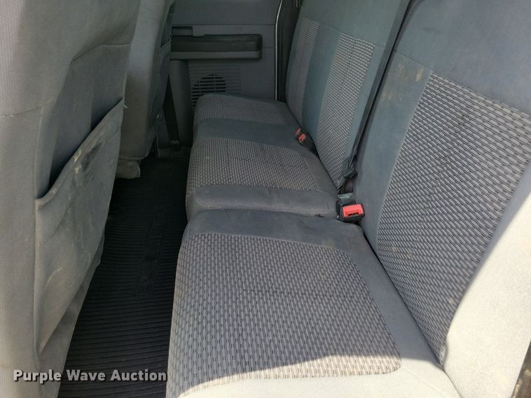 image for item KB9019 2016 Ford F250 Super Duty XLT SuperCab pickup truck