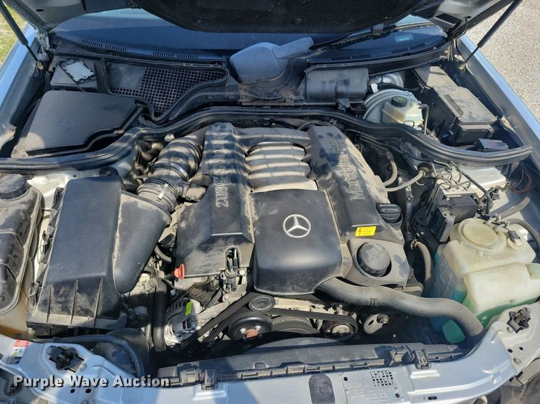 image for item KB9020 2001 Mercedes E320 