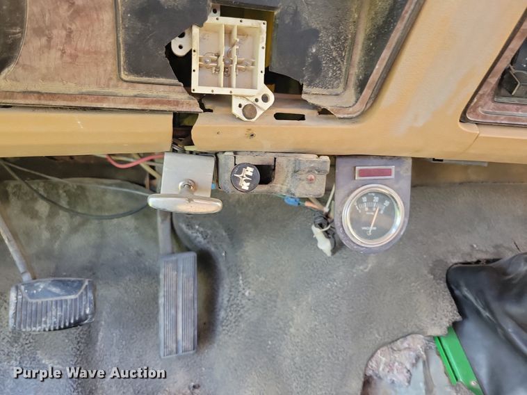 image for item KB9022 1985 Ford F350 pickup truck cab and chassis with tree spade