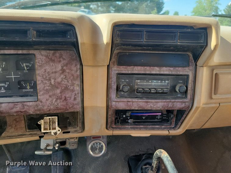 image for item KB9022 1985 Ford F350 pickup truck cab and chassis with tree spade