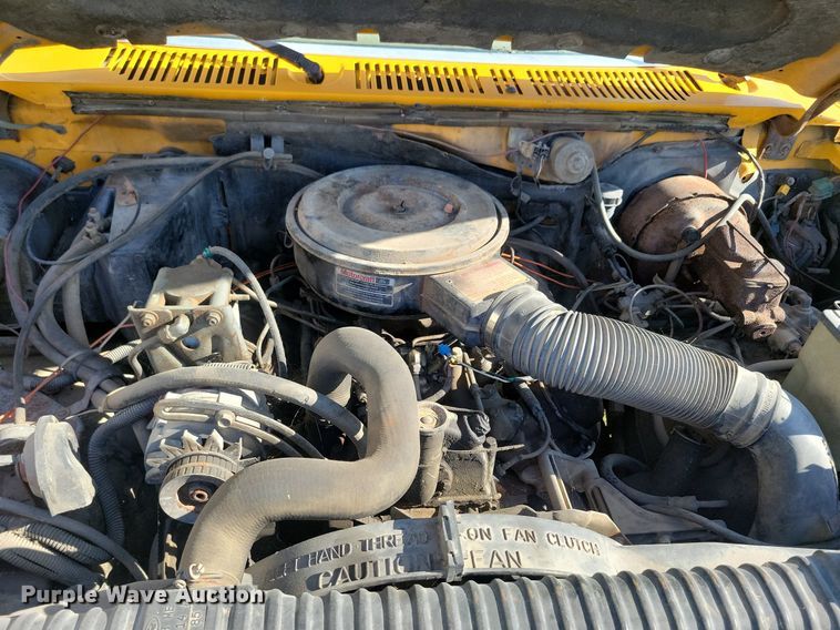 image for item KB9022 1985 Ford F350 pickup truck cab and chassis with tree spade