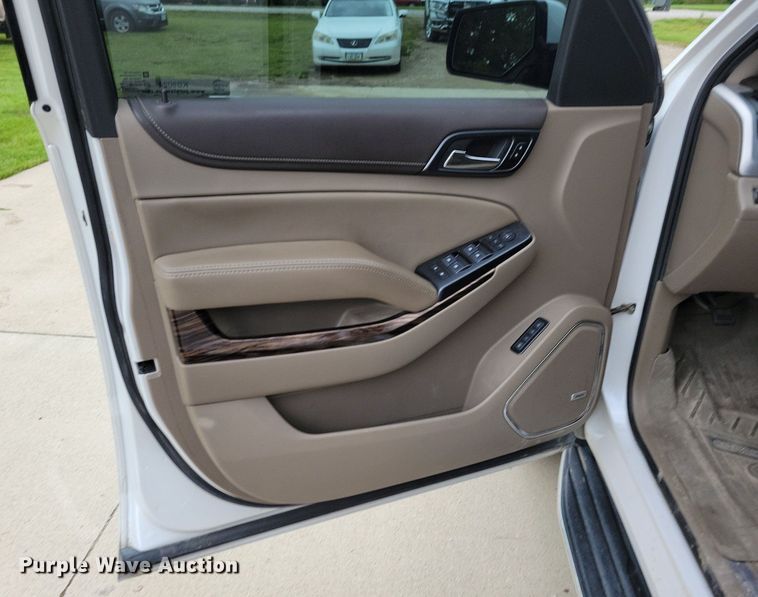 image for item KB9024 2017 GMC Yukon SUV