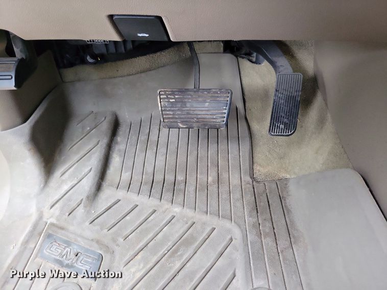 image for item KB9024 2017 GMC Yukon SUV