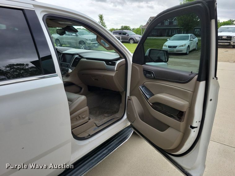 image for item KB9024 2017 GMC Yukon SUV
