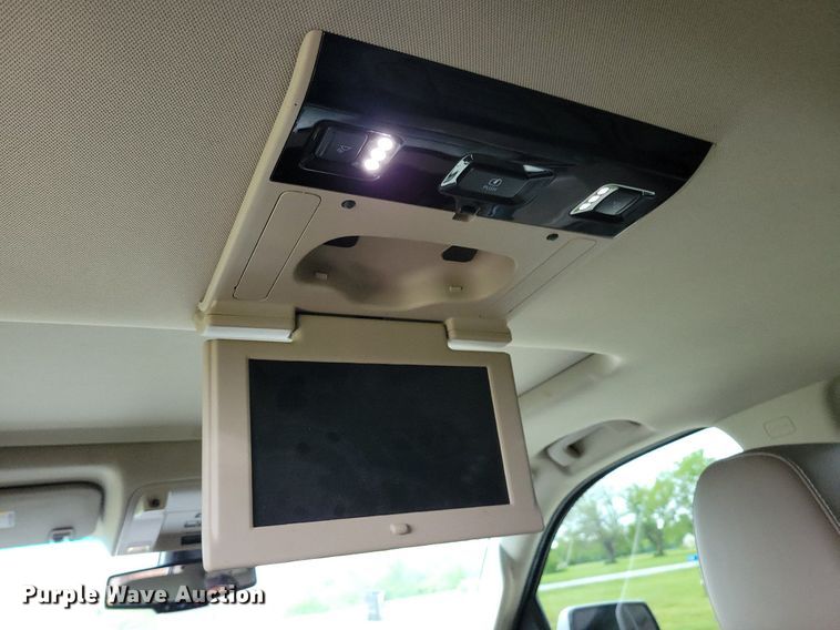 image for item KB9024 2017 GMC Yukon SUV