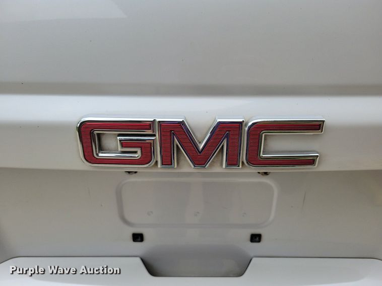 image for item KB9024 2017 GMC Yukon SUV