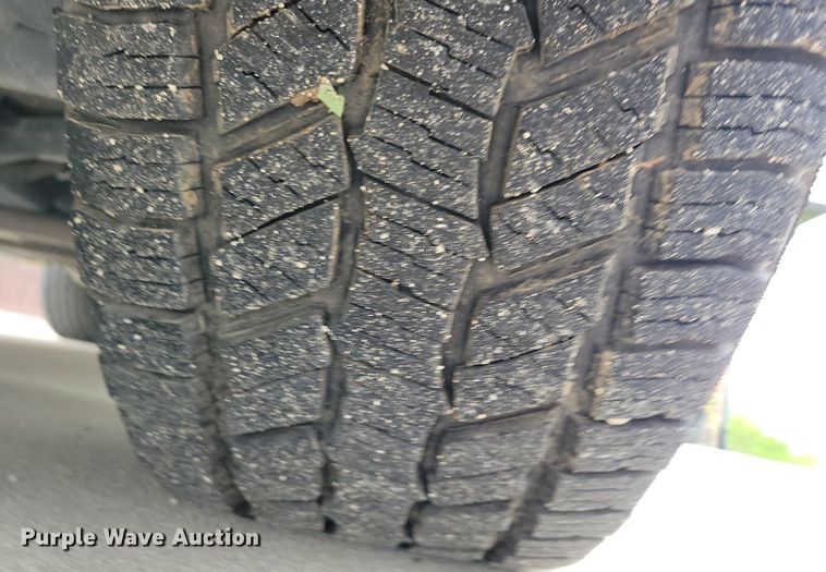 image for item KB9024 2017 GMC Yukon SUV