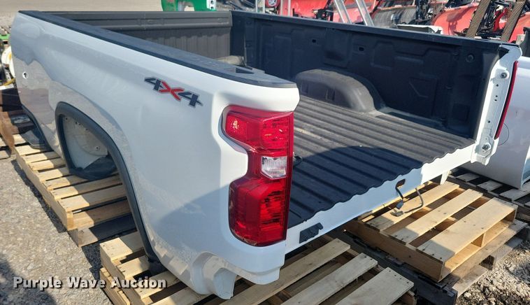 image for item KB9047 Chevrolet  Silverado HD pickup bed