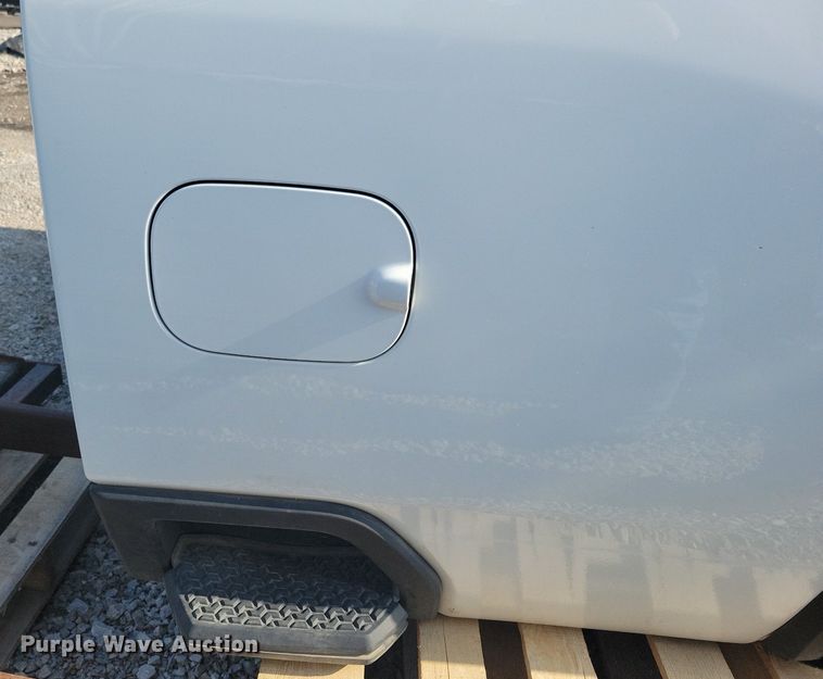 image for item KB9047 Chevrolet  Silverado HD pickup bed