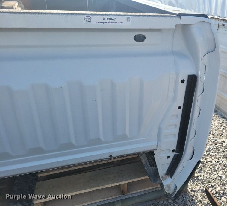 image for item KB9047 Chevrolet  Silverado HD pickup bed