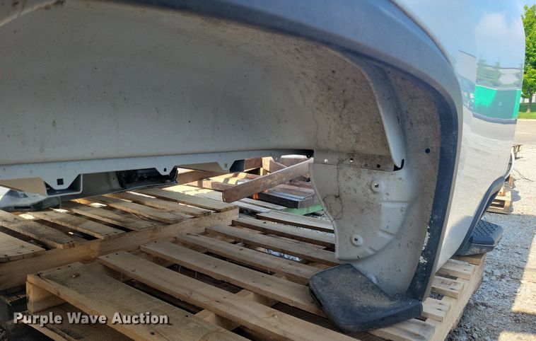 image for item KB9047 Chevrolet  Silverado HD pickup bed