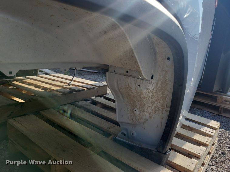 image for item KB9047 Chevrolet  Silverado HD pickup bed