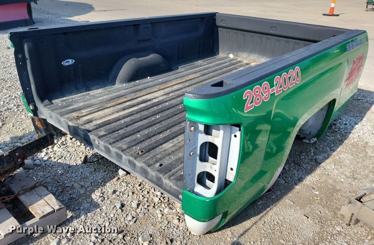 image for item KB9048 Chevrolet  Silverado pickup bed