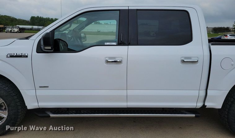 image for item KB9053 2017 Ford F150 Crew Cab pickup truck