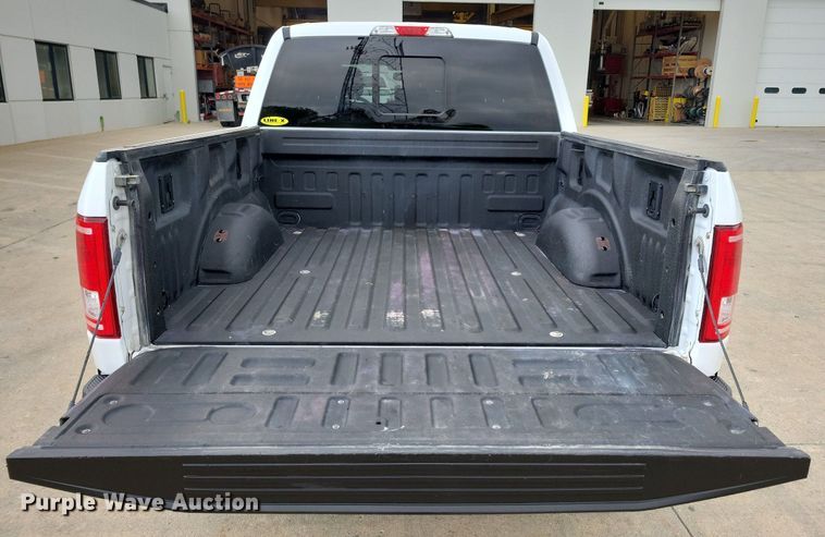 image for item KB9053 2017 Ford F150 Crew Cab pickup truck