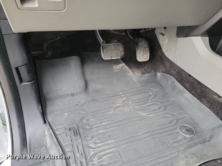 image for item KB9053 2017 Ford F150 Crew Cab pickup truck