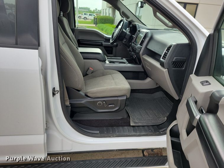 image for item KB9053 2017 Ford F150 Crew Cab pickup truck