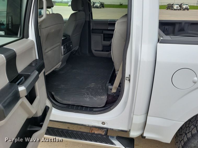 image for item KB9053 2017 Ford F150 Crew Cab pickup truck