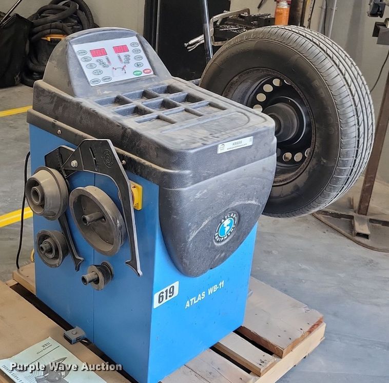 image for item KB9056 2019 Atlas WB-11 tire balancer