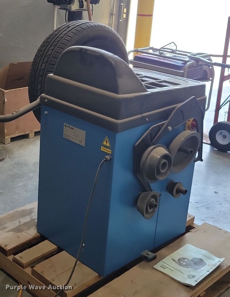 image for item KB9056 2019 Atlas WB-11 tire balancer