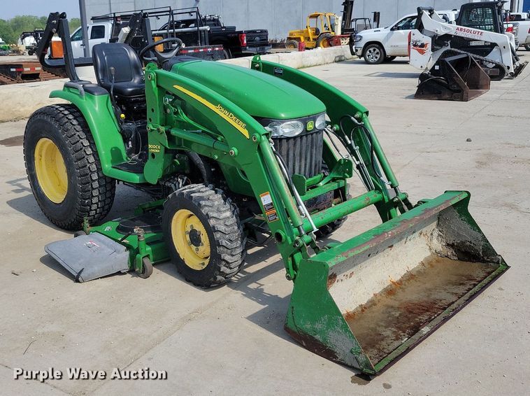 image for item KB9057 2007 John Deere 3320 MFWD tractor