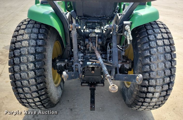 image for item KB9057 2007 John Deere 3320 MFWD tractor