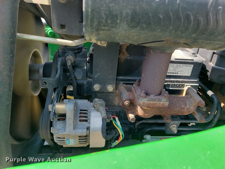 image for item KB9057 2007 John Deere 3320 MFWD tractor