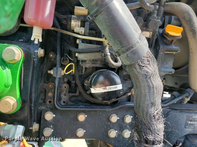 image for item KB9057 2007 John Deere 3320 MFWD tractor