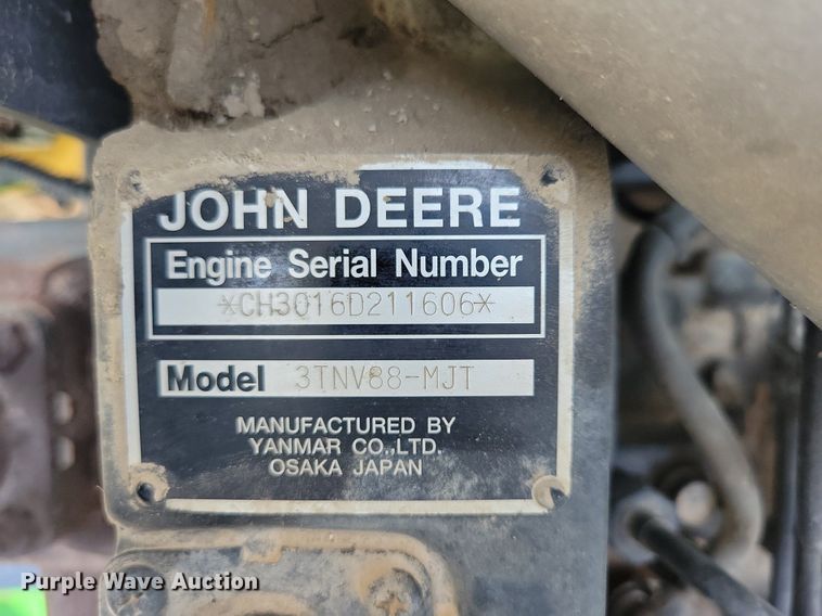 image for item KB9057 2007 John Deere 3320 MFWD tractor