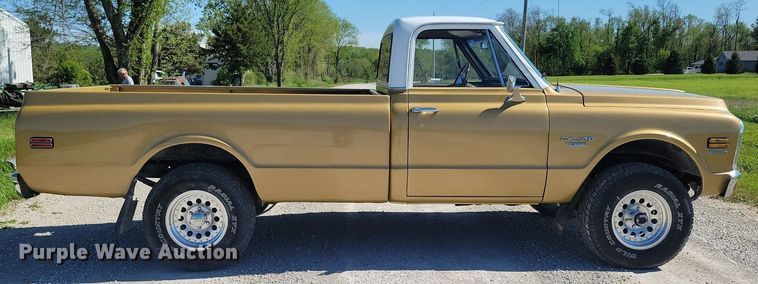 image for item KB9060 1970 Chevrolet  K10 pickup truck