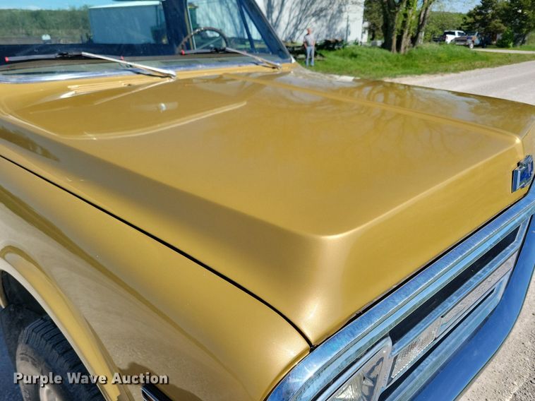 image for item KB9060 1970 Chevrolet  K10 pickup truck