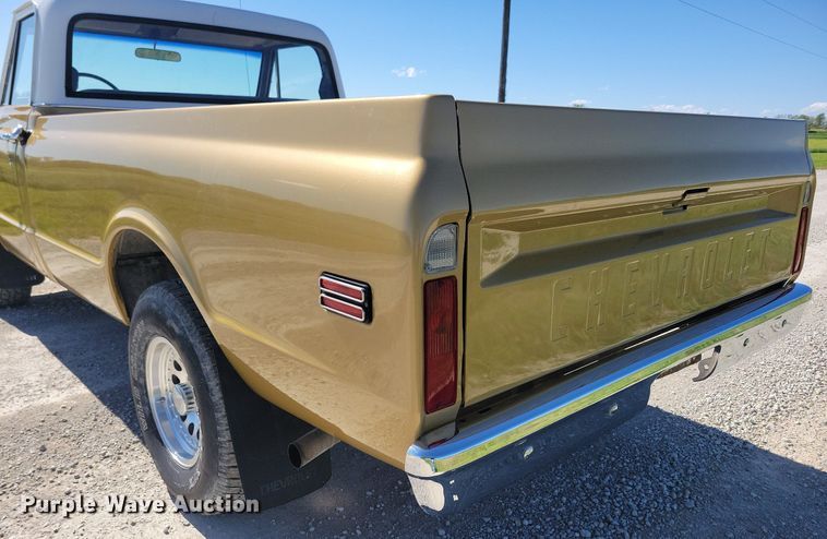 image for item KB9060 1970 Chevrolet  K10 pickup truck
