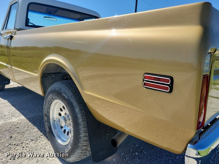 image for item KB9060 1970 Chevrolet  K10 pickup truck