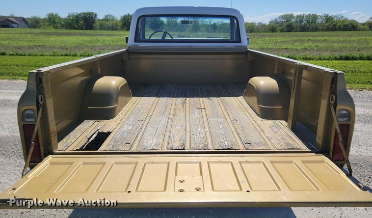 image for item KB9060 1970 Chevrolet  K10 pickup truck