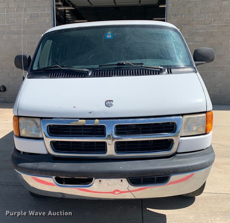 image for item KX9997 1998 Dodge Ram 3500 van