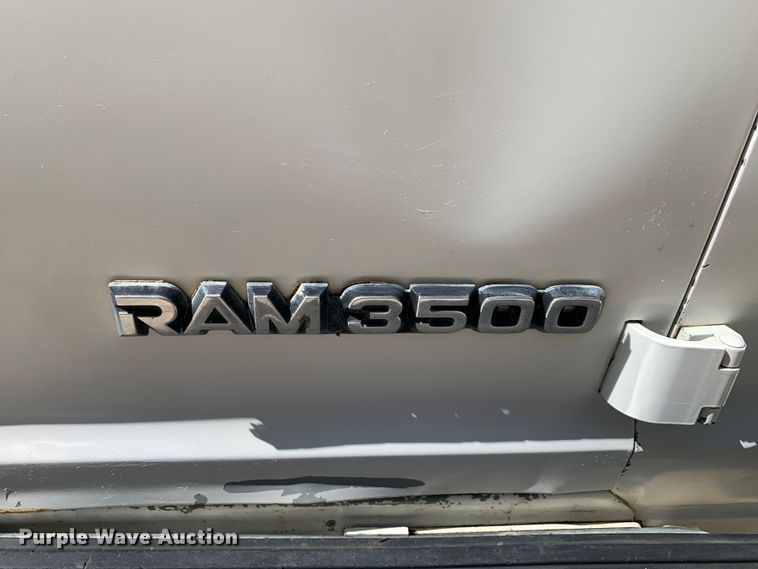 image for item KX9997 1998 Dodge Ram 3500 van