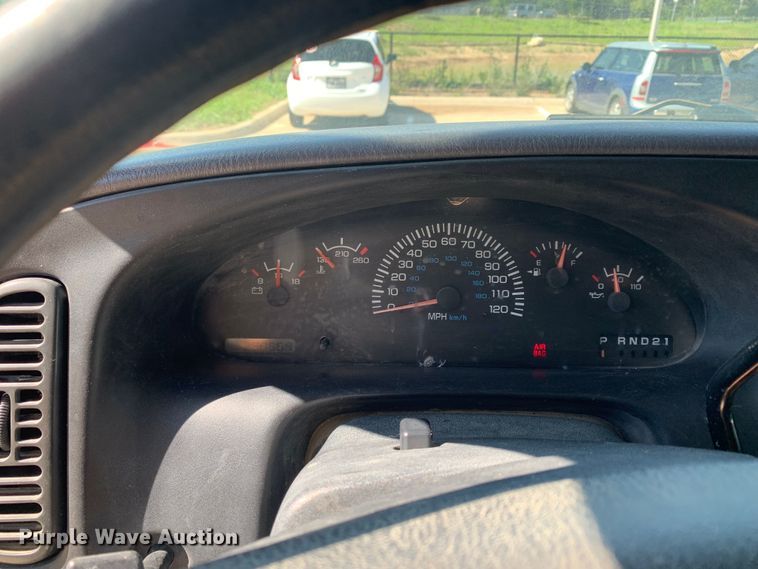 image for item KX9997 1998 Dodge Ram 3500 van