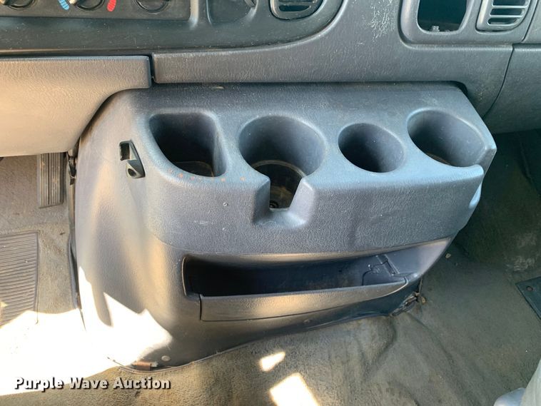 image for item KX9997 1998 Dodge Ram 3500 van