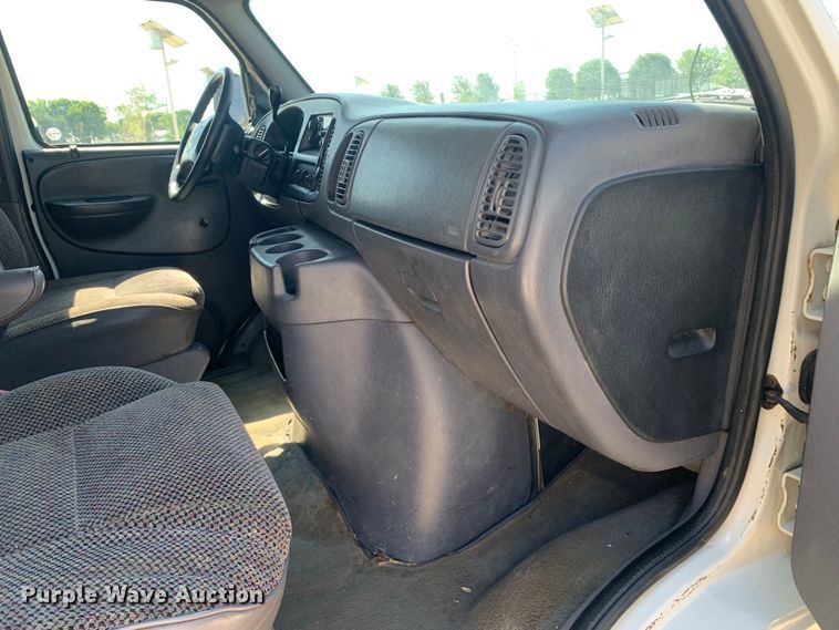 image for item KX9997 1998 Dodge Ram 3500 van