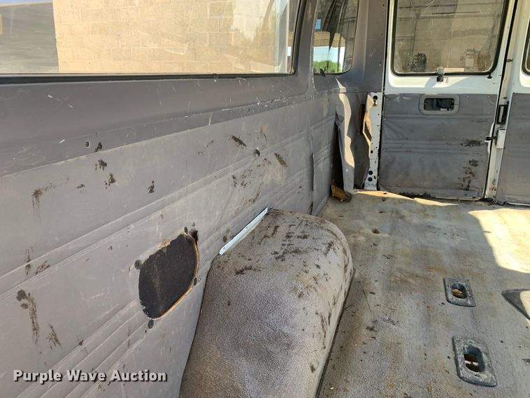 image for item KX9997 1998 Dodge Ram 3500 van