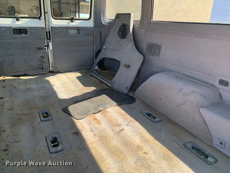 image for item KX9997 1998 Dodge Ram 3500 van