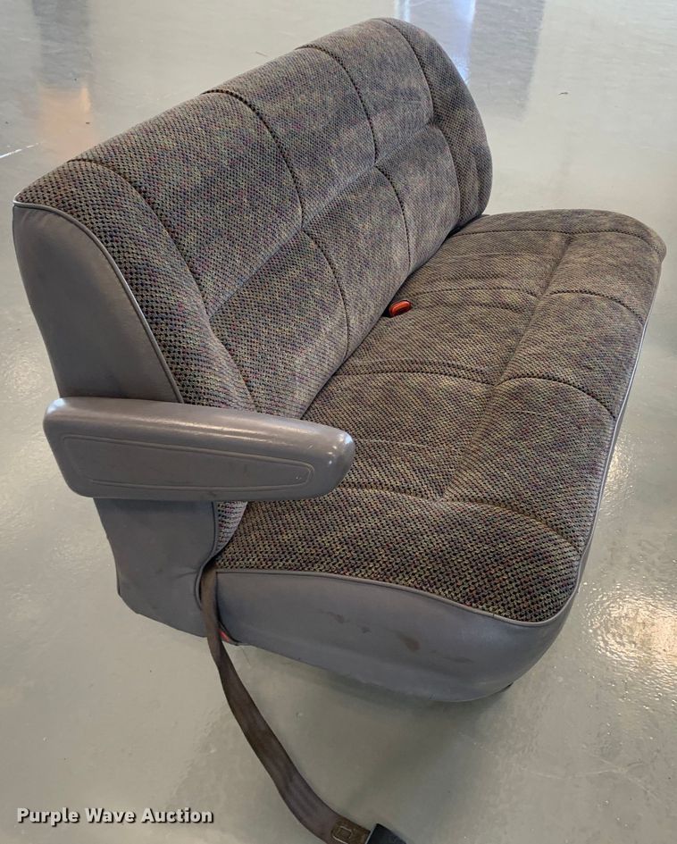 image for item KX9997 1998 Dodge Ram 3500 van