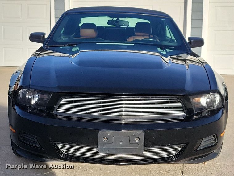 image for item LC9853 2010 Ford Mustang convertible