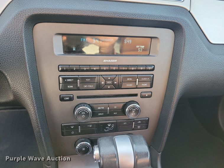 image for item LC9853 2010 Ford Mustang convertible