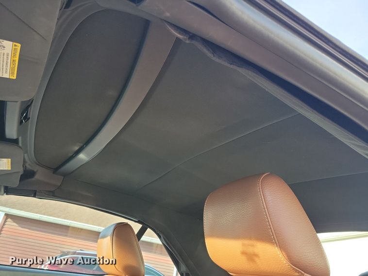 image for item LC9853 2010 Ford Mustang convertible